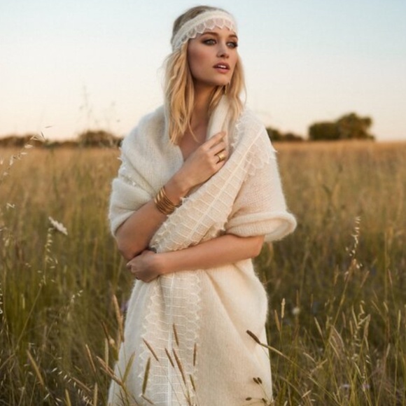 Bridal wrap - Rembo Styling’s Elvis wrap - Picture 2 of 5